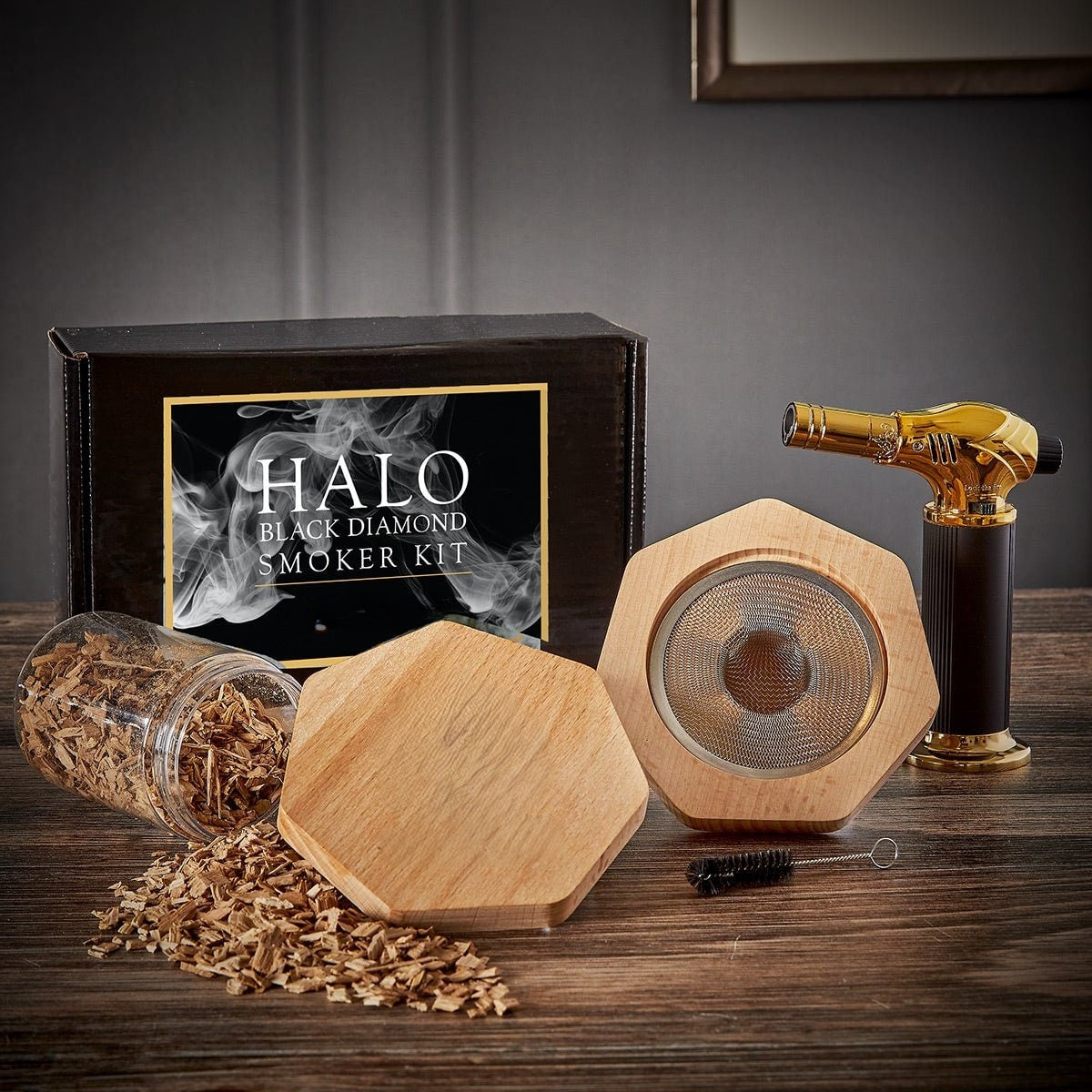 cocktail-engraved-wood-and-torch-home-bar-use-2_483d5c96-dcec-4449-a25a-f6e9ee0b8947.jpg