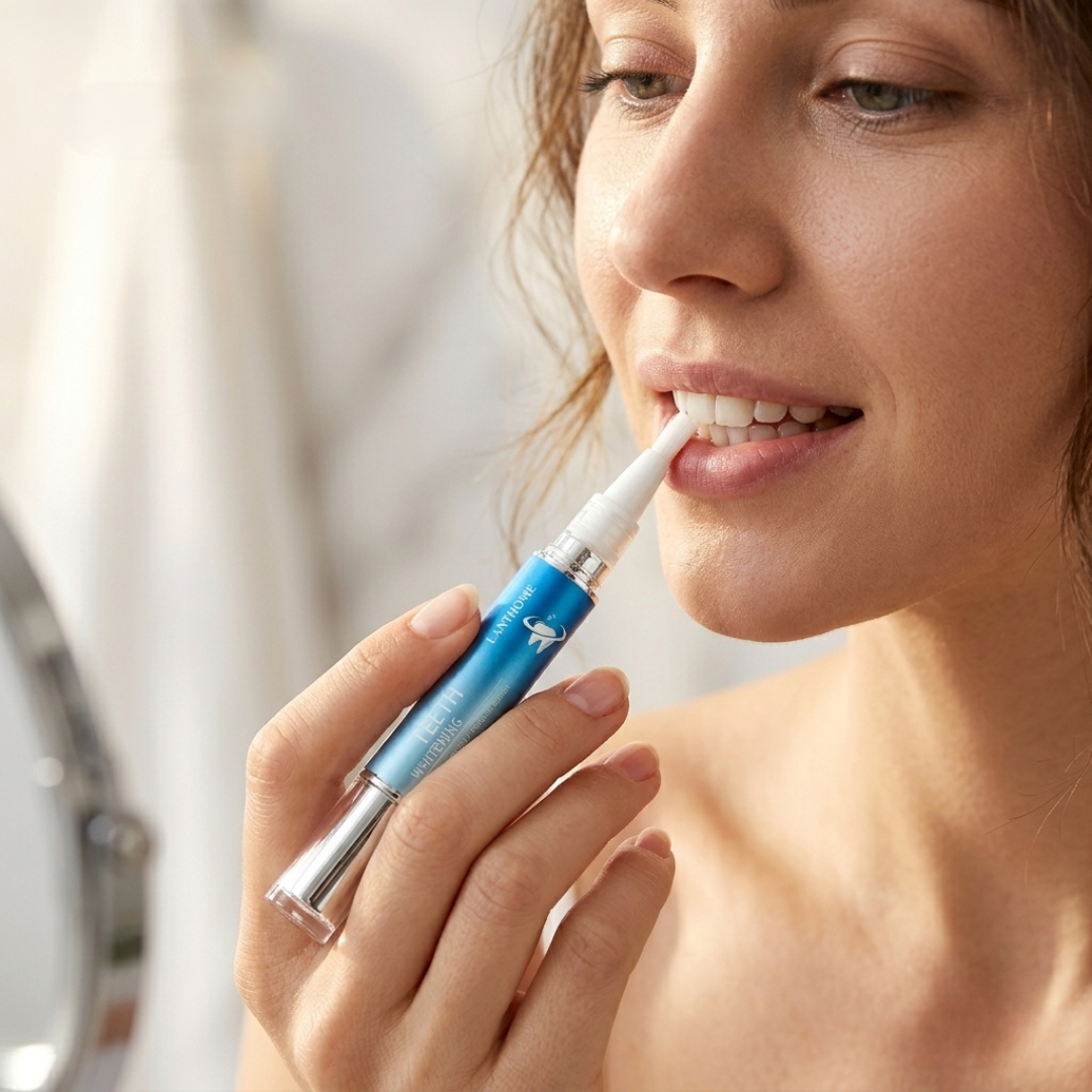 teeth-whitening-pen-instant-stain-remover-bright-smile-1_240d7070-418b-4261-8a15-323e9cec5e5b.png